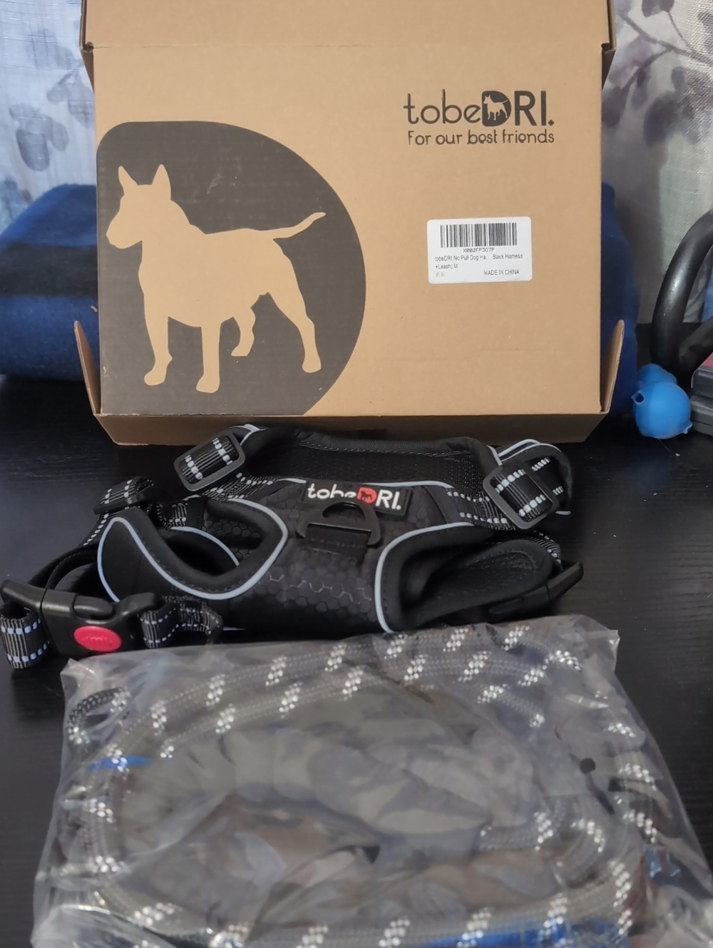 Black Reflective Dog Harness with Leash